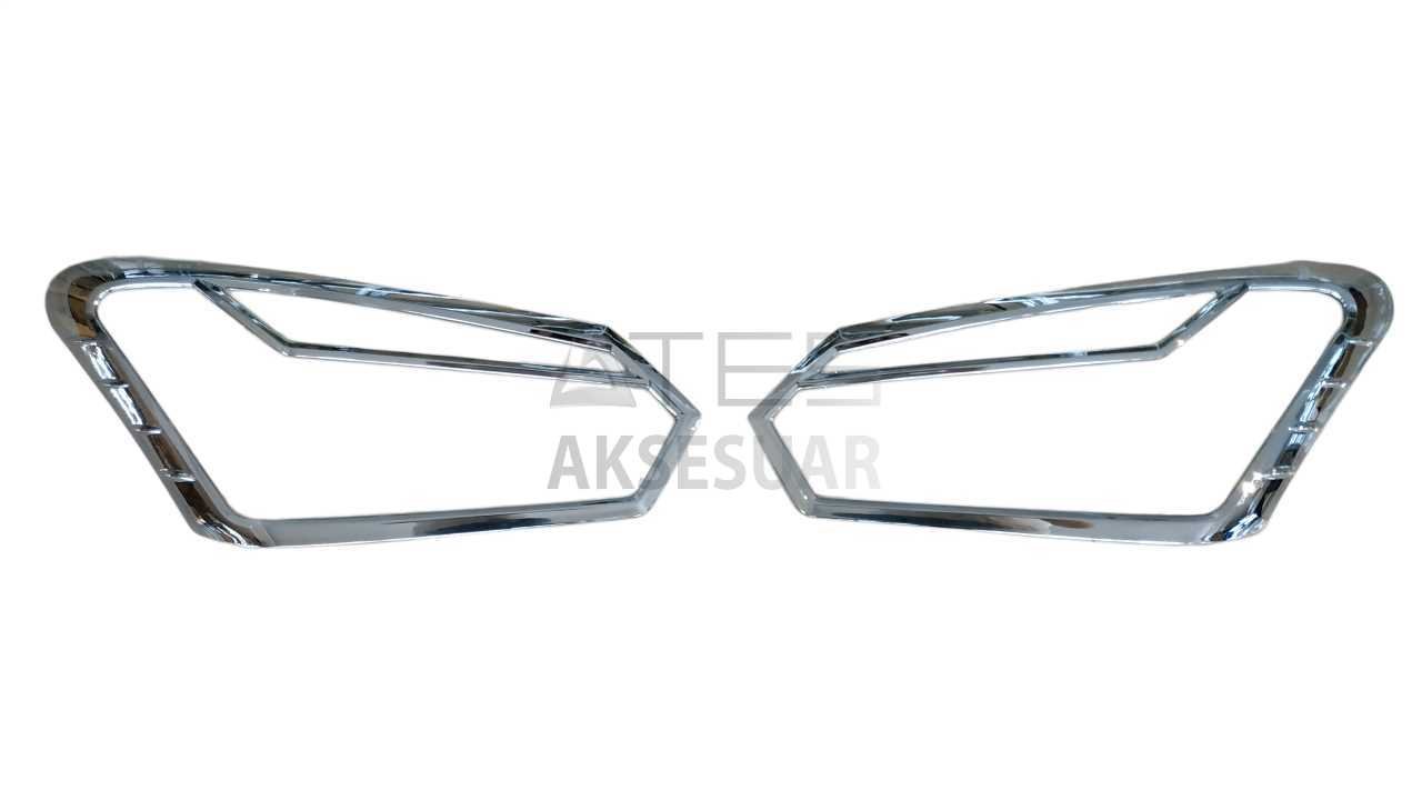 isdm116farcekap-ch-20210412124521.jpg ISUZU D-MAX 2018+ FAR ÇERÇEVESİ KAPLAMA SİYAH SİNYAL ÇİZGİLİ - Görsel 1